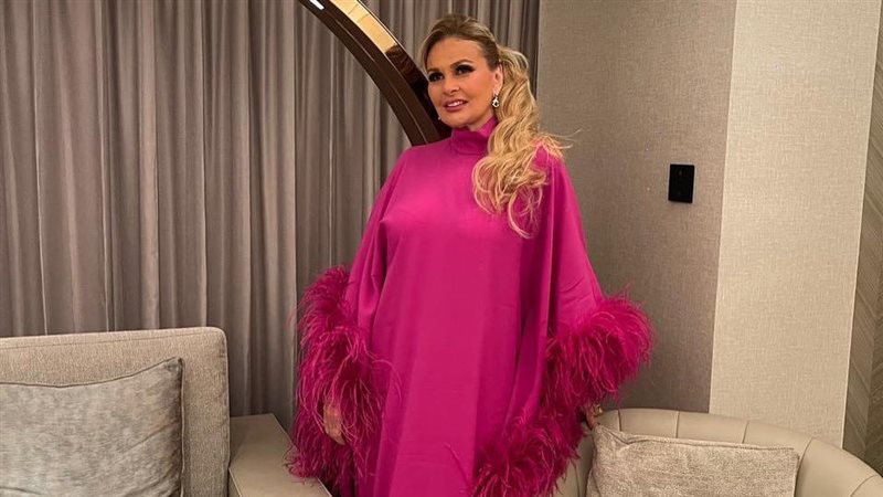 يسرا، فيتو