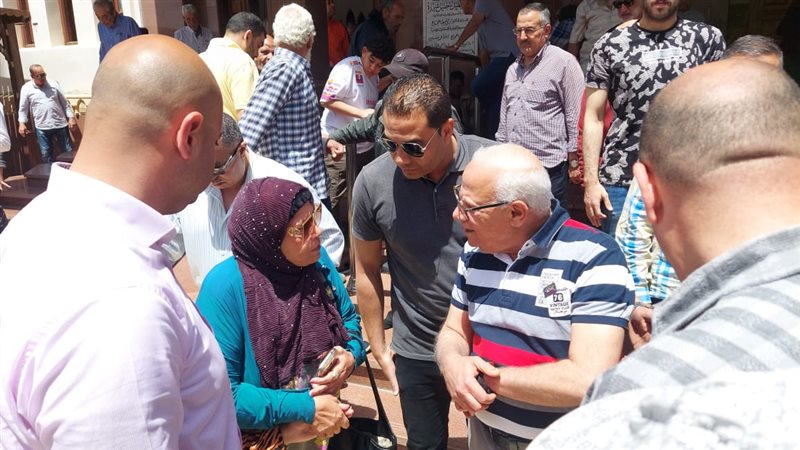محافظ بورسعيد يلتقي