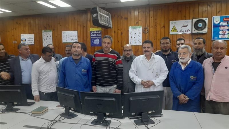 الدكتور احمد أبو