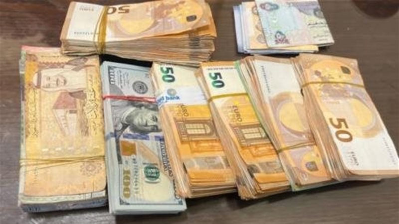 تهريب عملات أجنبية