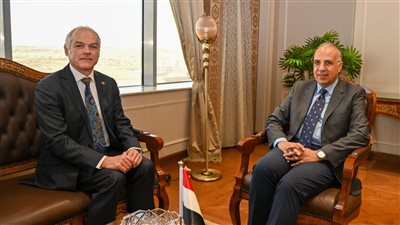 وزير الموارد المائية يبحث سبل تعزيز التعاون بين مصر وأستراليا 