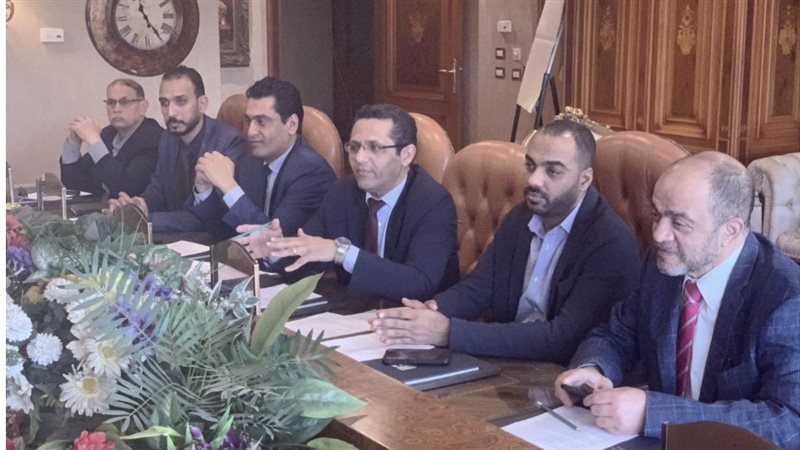 اجتماع الصحفيين وإدارة
