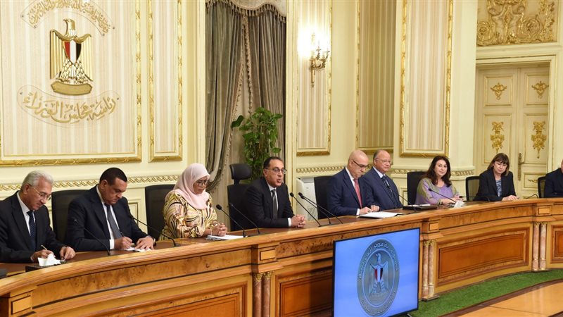 مؤتمر صحفي لرئيس