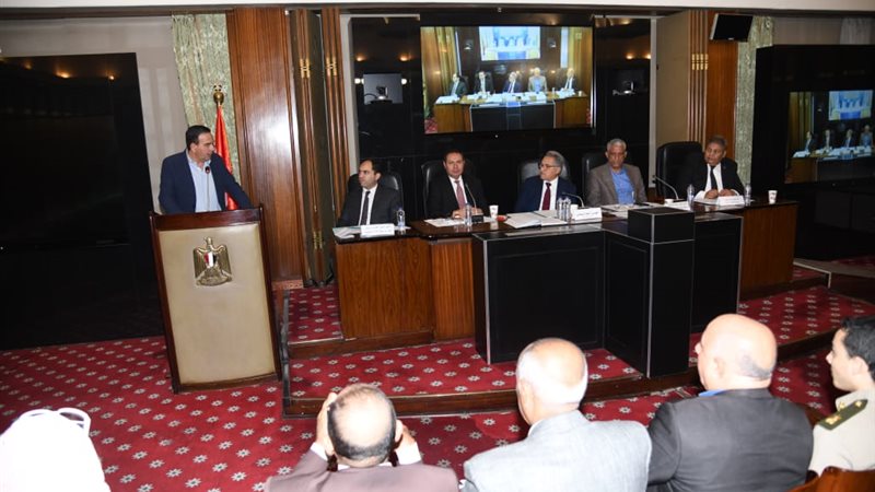 مناقشة تقنين وضع