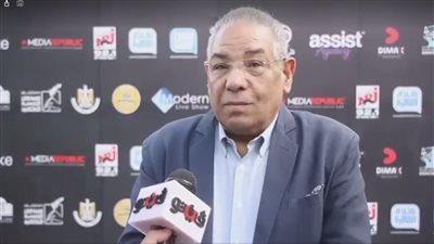 عادل الأعصر: في تشابه في أفكار الأفلام، والهجوم على مني زكي شئ محزن (فيديو)