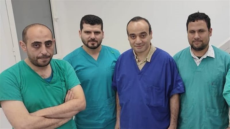 فريق الجراحة، فيتو