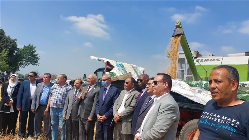 محافظ القليوبية خلال