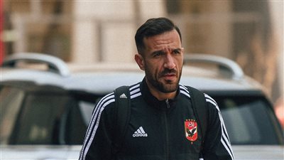 دوري أبطال أفريقيا، الأهلى يصل مطار القاهرة استعدادا للسفر الى تونس (فيديو)