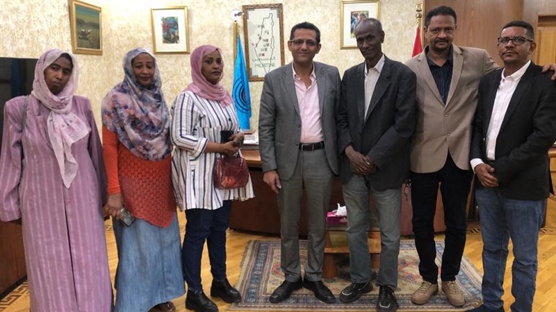 نقيب الصحفيين والصحفيين