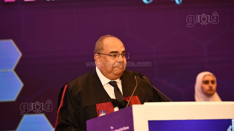 محمود محي الدين ين