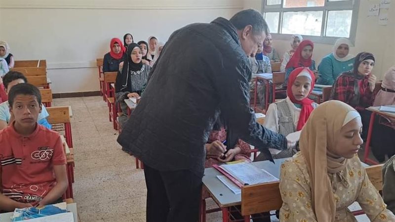 امتحانات صفوف النقل
