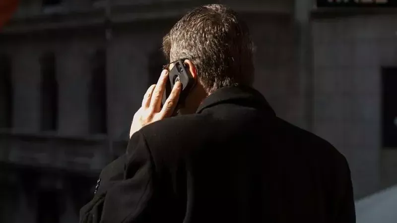 استخدام المحمول طويلا