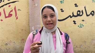 تباين آراء طالبات الصف الثاني الثانوي بالقاهرة حول مستوى امتحان الإنجليزي (فيديو)