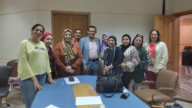 اجتماع لجنة المرأة