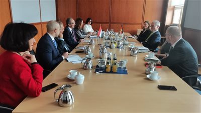 وزير الاتصالات يستعرض فرص التعاون المصري الألماني مع أعضاء المنظمة العربية الأورومتوسطية