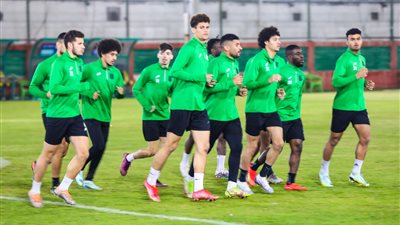المصري يكثف محاضراته الفنية مع لاعبيه استعدادا لمواجهة الداخلية 