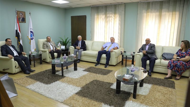 رئيس الإنجيلية، فيتو