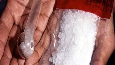 المعمل الكيمياوي يحدد مصير عاطلين عثر بحيازتهما على مخدر الآيس والبودر