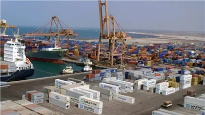 تداول 15 ألف طن بضائع عامة ومتنوعة بموانئ البحر الأحمر