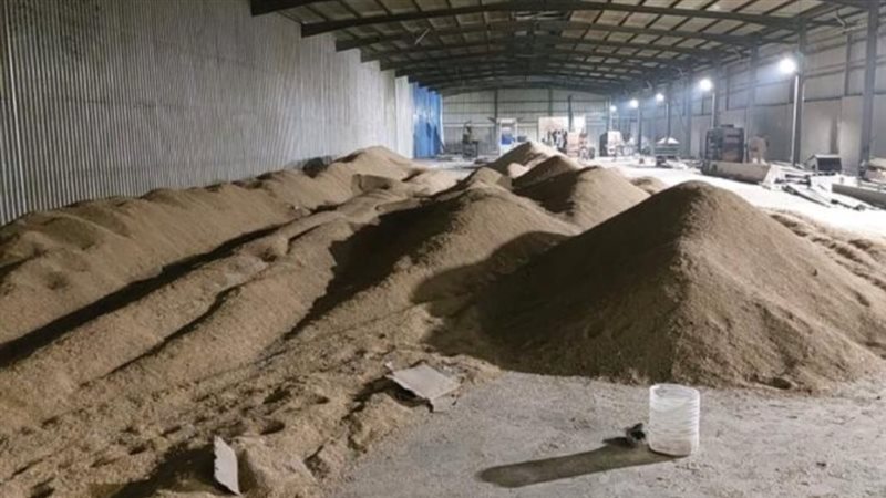 التحفظ علي 300 طن