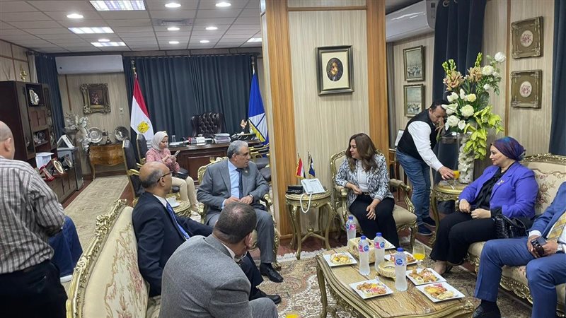 وفد برلماني في لقاء