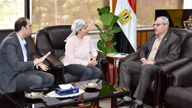 اجتماع الدكتور ناصر