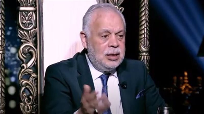 الدكتور أشرف زكي،
