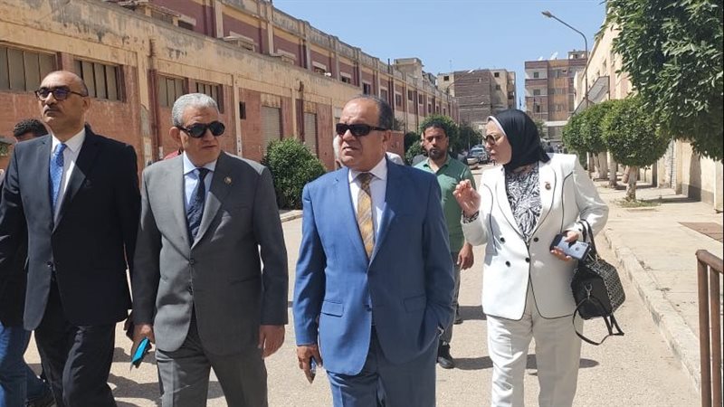 وفد برلماني يتفقد