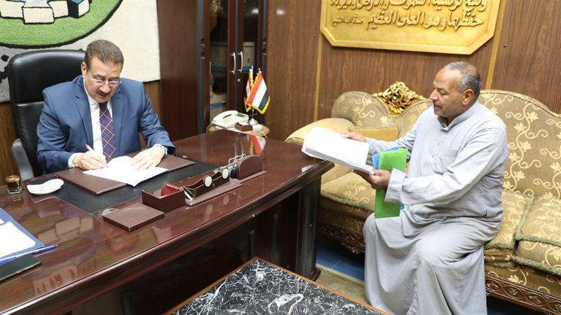 محافظ المنوفية خلال
