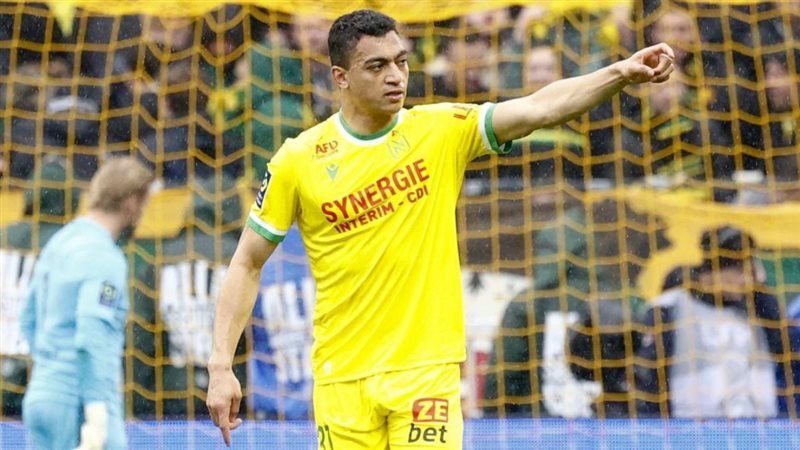 مصطفى محمد، فيتو