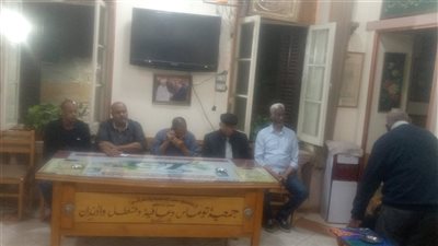 بدء عزاء الفنان محمد الأدنداني في الإسكندرية بحضور شقيقه