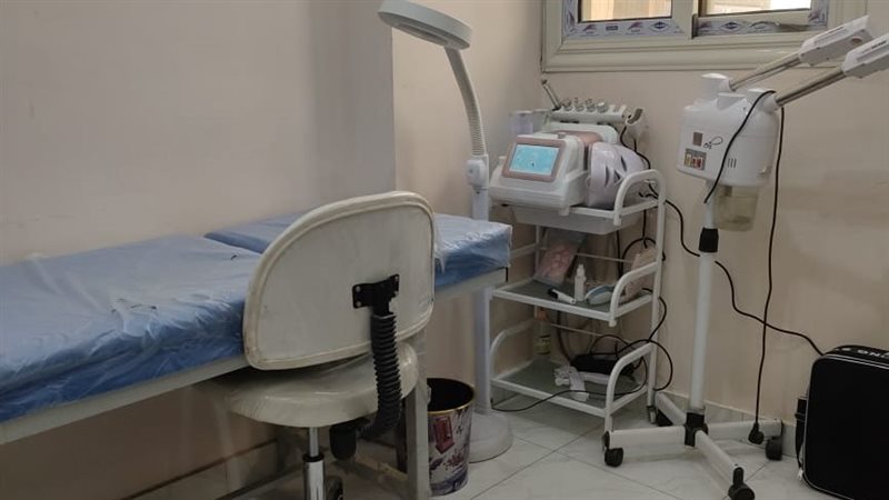 عيادة غير مرخصة،