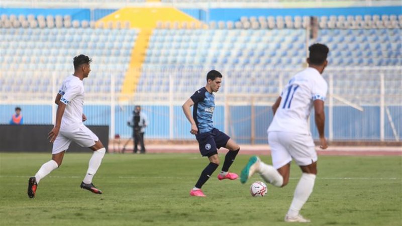 بيراميدز، فيتو