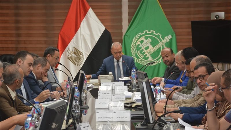 محافظ القليوبية خلال