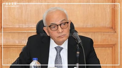 قرارات عاجلة من وزير التعليم استعدادا لامتحانات الدبلومات الفنية والثانوية العامة 