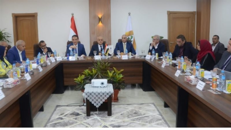 الإسكان تتابع إجراءات