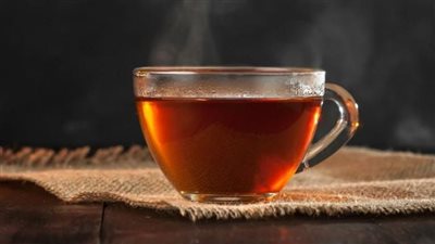 في اليوم العالمي للشاي، يحارب الخلايا السرطانية ويقلل جلطات المخ بشرط 