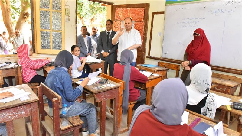 محافظ أسيوط يتفقد