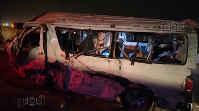 انقلاب سيارة ميكروباص على طريق شرق العوينات الداخلة في الوادي الجديد