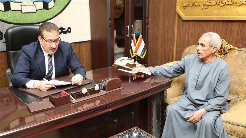 محافظ المنوفية خلال