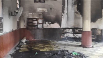 تفاصيل حريق مسجد المروة في دمياط.. ألسنة اللهب تلتهم محتويات الجامع.. والأمن يجري تحريات مكثفة لكشف ملابسات الحادث