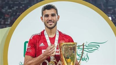 في عيد ميلاده الـ29، مسيرة وبطولات حمدى فتحي، الاهلي وضعه على سلم المجد