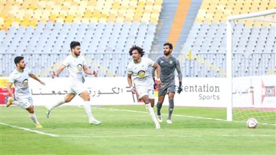 جريندو يحصل على جائزة أفضل لاعب في مباراة المصري والاتحاد السكندري