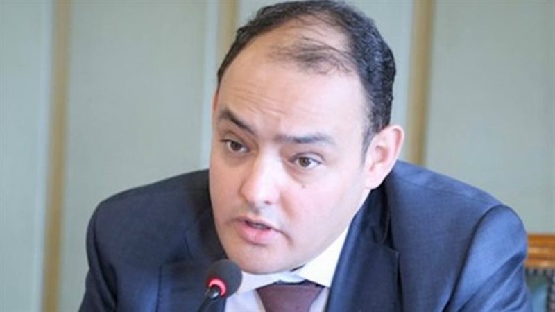 وزير الصناعة أحمد