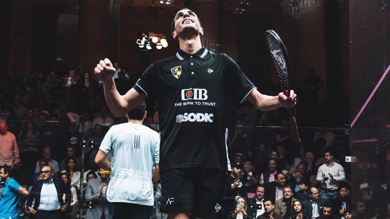 علي فرج لاعب الإسكواش،