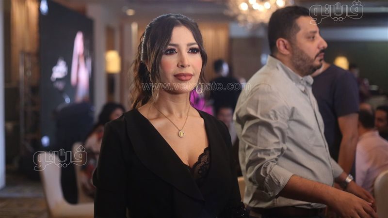 جنات، فيتو
