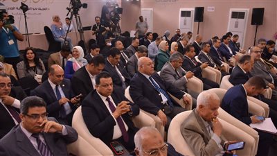 المقرر العام للمحور الاقتصادي: نأمل الخروج بإستراتيجية جديدة تنهض بالصناعة