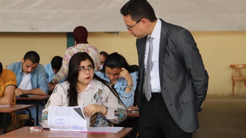 امتحانات حقوق عين