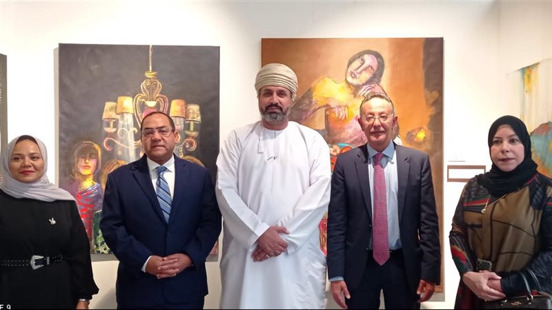 وزير العمل العماني