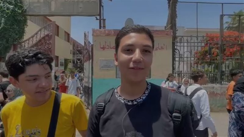 طالب بالشهادة الاعدادية
